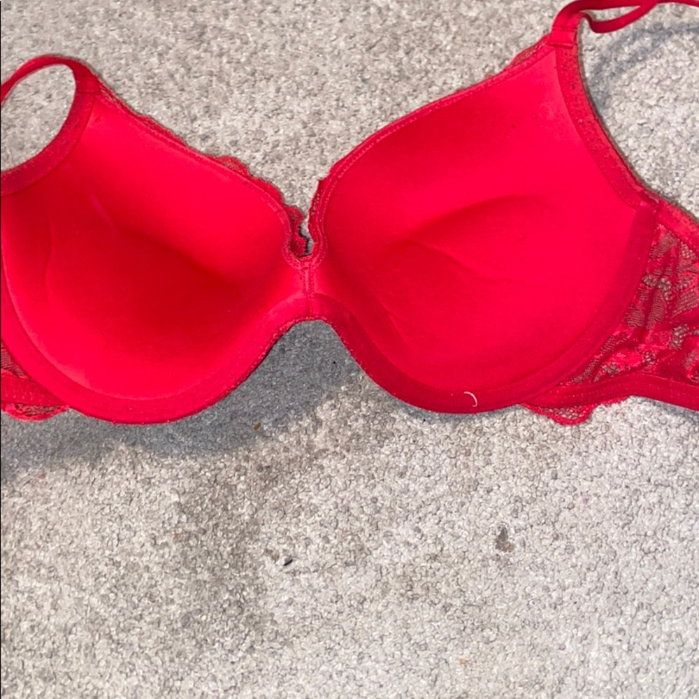 red la senza bra - Picture 3 of 3